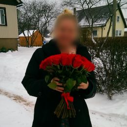 Ziedu piegāde uz  pilsētu. Atskaite Nr. 595