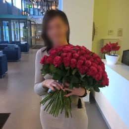 Ziedu piegāde uz  pilsētu. Atskaite Nr. 758