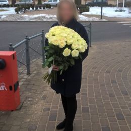 Ziedu piegāde uz  pilsētu. Atskaite Nr. 895