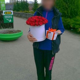 Ziedu piegāde uz  pilsētu. Atskaite Nr. 1498