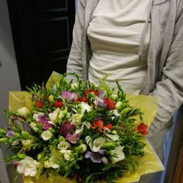 Ziedu piegāde uz  pilsētu. Atskaite Nr. 1745