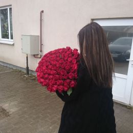 Ziedu piegāde uz Jelgava pilsētu. Atskaite Nr. 2331