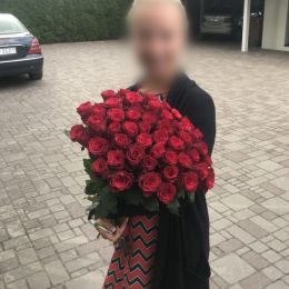 Ziedu piegāde uz  pilsētu. Atskaite Nr. 2527