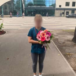 Ziedu piegāde uz Rīga pilsētu. Atskaite Nr. 4560