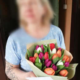 Доставка цветов в город Rīga. Отчёт № 5450