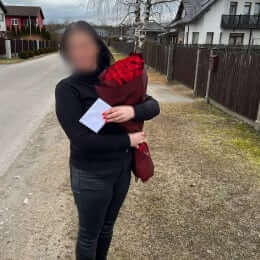 Ziedu piegāde uz Dreiliņi pilsētu. Atskaite Nr. 6221