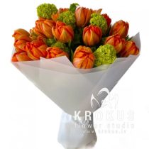 Peonveidīgo tulpju pušķis