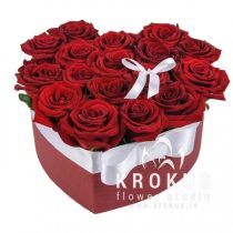 Sirds no rozēm "Tu esi manā sirdī"