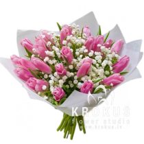 Tulpju un ģipsofilas pušķis