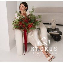 Winter bouquet ''Red Velvet''