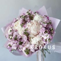 Bouquet of peonies and matthiola
