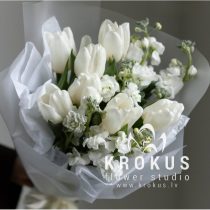 Smaržīga matiola un tulpes