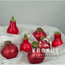 Amaryllis in red wax