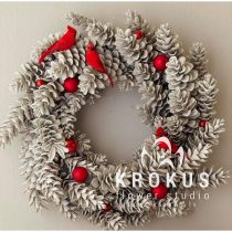 Adventes vainags no čiekuriem